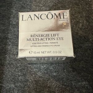 Lancôme Soin Yeux Lifting Firmeté in Silver Box